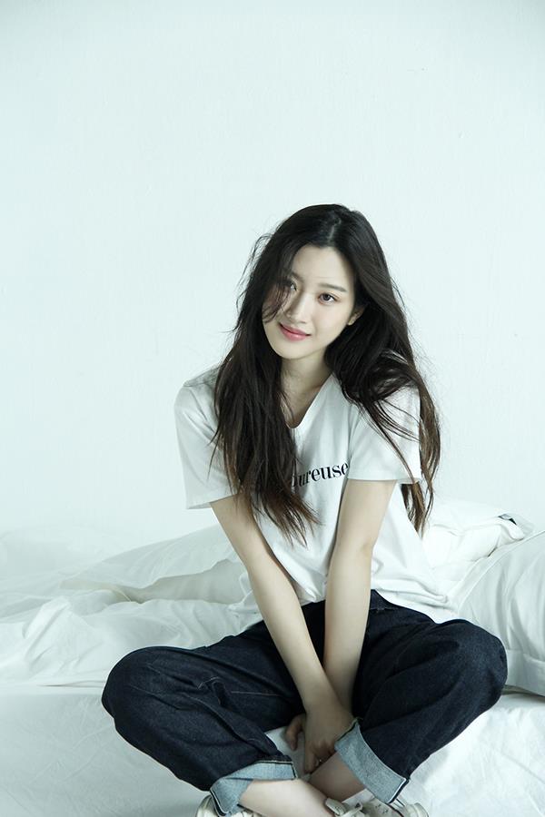 DcwYappUwAImVIZ?format=jpg&name=900x900