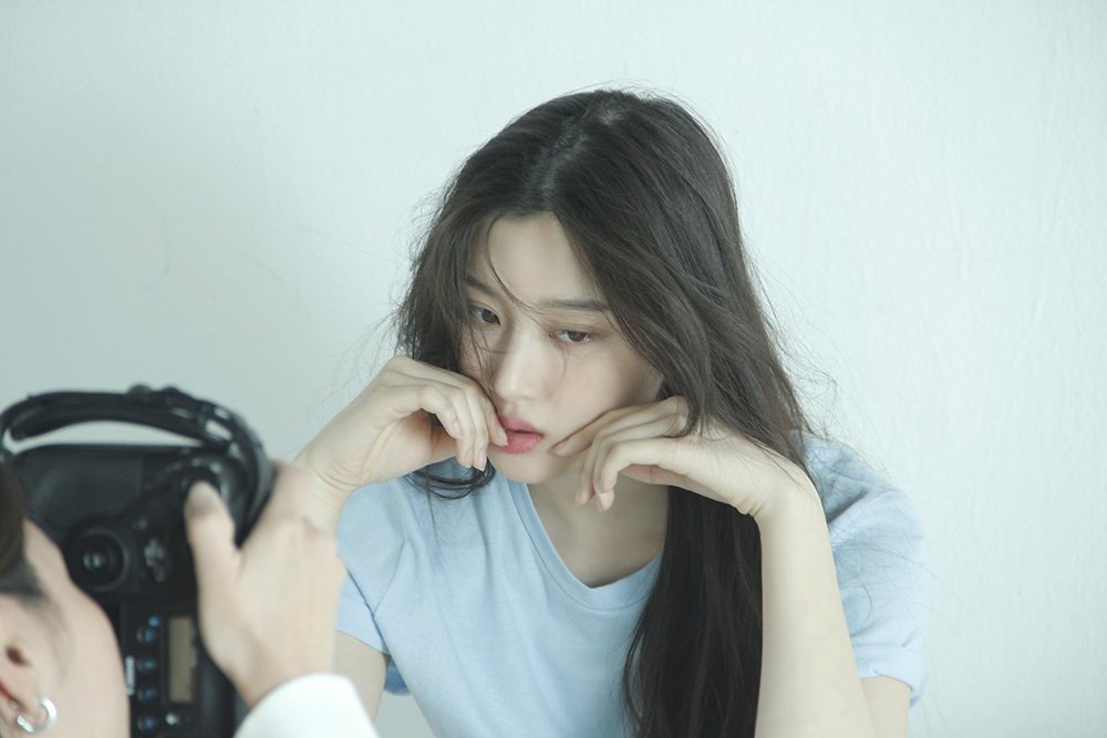 DcwZNDbU8AAdJYE?format=jpg&name=medium