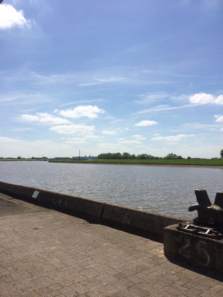 Love my lunchtime walks in the sun :-) ☀️😎 #lovekingslynn❤️