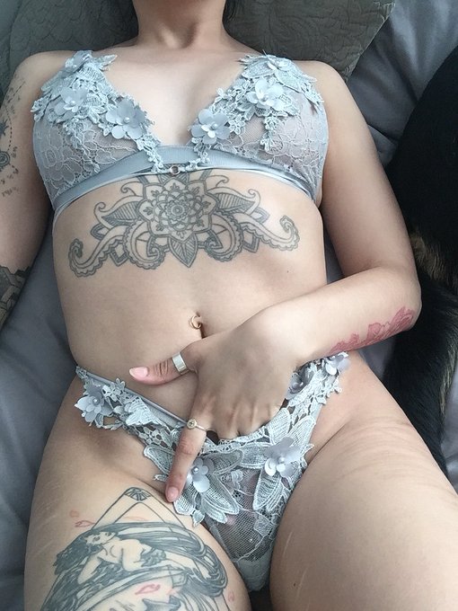 Nudes for bae 😘 https://t.co/FTETNmZzfT<a href="/tag/amateurporn"class="tags"><span>#amateurporn</span></a>