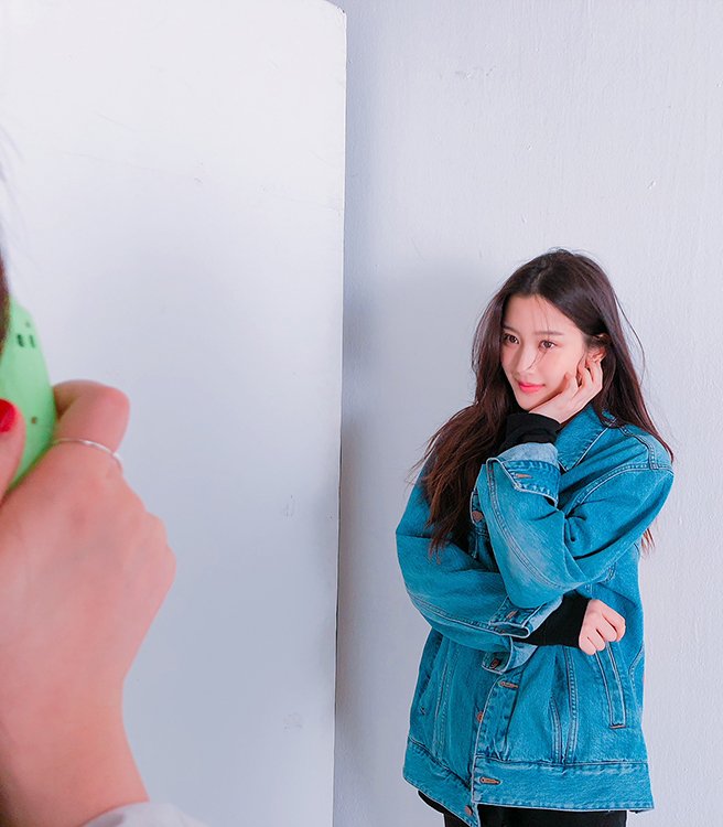 DcwbpPSUQAM8t7a?format=jpg&name=900x900