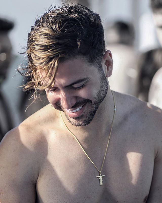 Alex Costa on Twitter: “All smiles today because we hit ONE MILLION