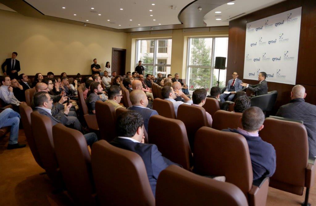 EndeavorJo's tweet photo. #EndeavorEntrepreneurs spotted during @QueenRania's visit to @KHBPJO by Jack Ma; founder of the Chinese @AlibabaGroup 
Our #HighImpact #entrepreneurs took part in a private discussion on the #entrepreneurial ecosystem in #Jordan where also Jack Ma shared his successful journey https://t.co/pRngEN71ZE