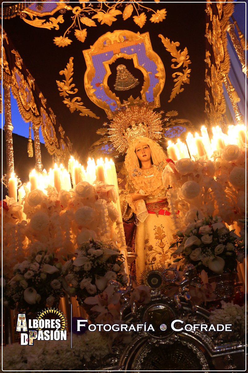 Columna y Lágrimas <a href="/LaColumna_Baeza/">Real Hdad. de la Columna</a> 
Miercoles Santo 2018
Baeza (Jaén)
alboresdepasion.blogspot.com.es/2018/04/column…