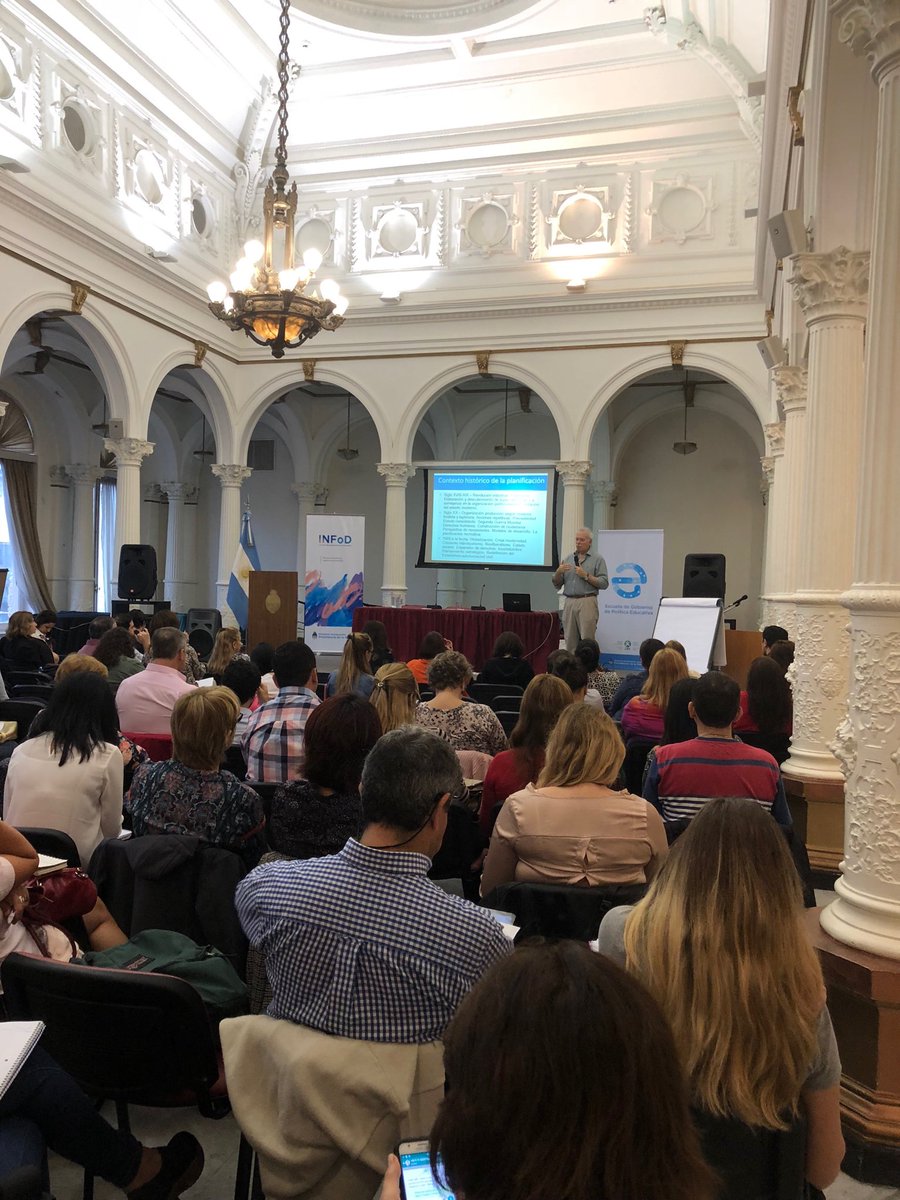 lauramanolakis's tweet photo. El Planeamiento Estratégico en el sistema formador #Infod #Vinocur @EducacionAR https://t.co/zEMp0gyWwY