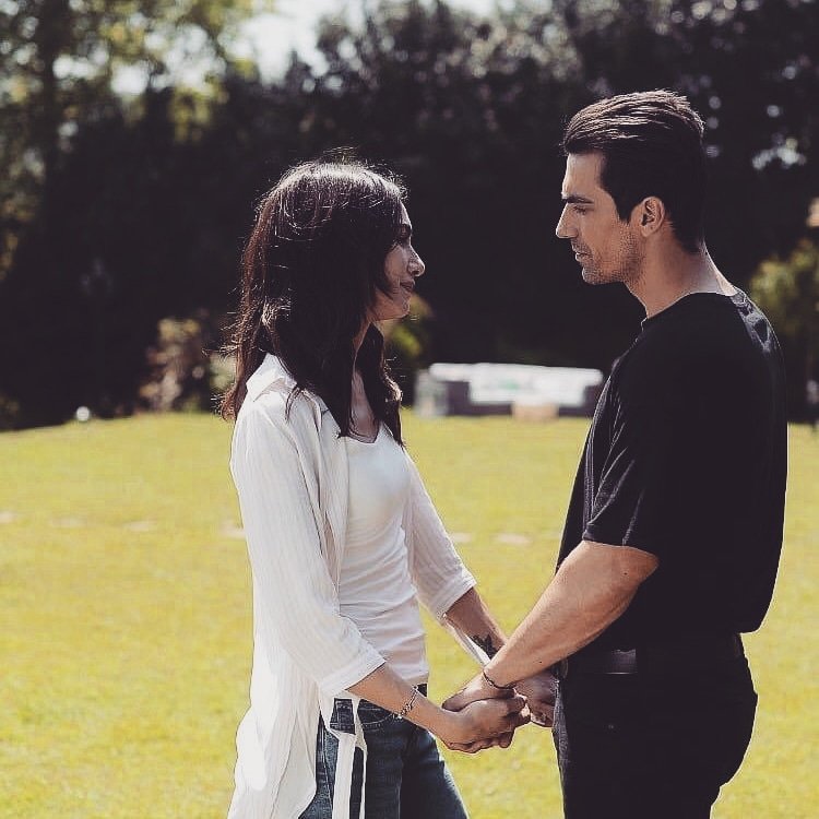 "I only have eyes for you..." ❤

#SiyahBeyazAşk #AsFer #BirceAkalay #İbrahimÇelikkol #AslıAslan #FerhatAslan #BanaKalDe #AsFerBitmez