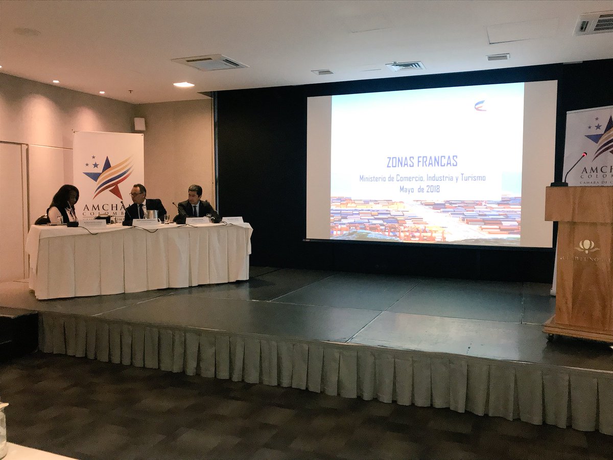 AmChamCol's tweet photo. #BuenMiercoles A esta hora damos inicio al conversatorio “Oportunidades y desafíos de la nueva regulación de Zonas Francas” junto con el @MincomercioCo @AraujoIbarraCol @PHRLegal y @ZFbta #DialogosAmchamCol https://t.co/eCq8Ny7QRY