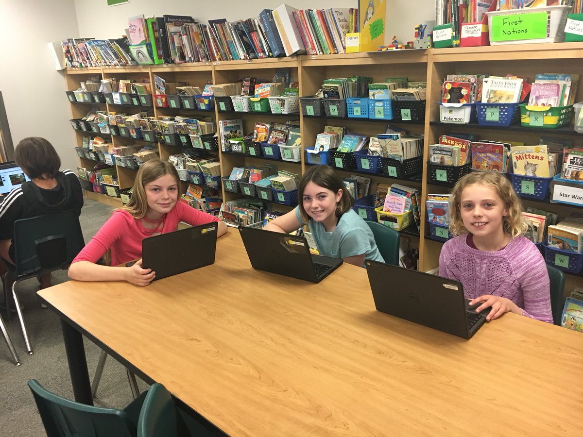 saikens25's tweet photo. @MountainviewES gr 5/6 students creating their final scratch games #SCDSBinnovates #scdsbcodes https://t.co/vOC5iLF2tl