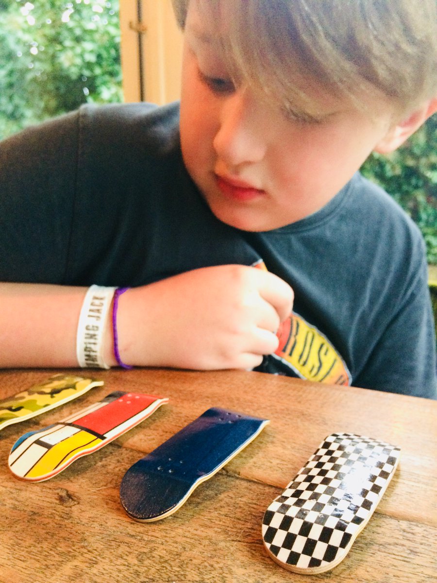 ThinkBigM's tweet photo. What can you learn from a 10-year-old trying to make it in the highly competitive Fingerboard market you ask?  
Only the one thing that all successful brands already know...  
https://t.co/ccBO0GVCEE  
#Marketing #strategy #findyourfocus https://t.co/HASeZLZN7T