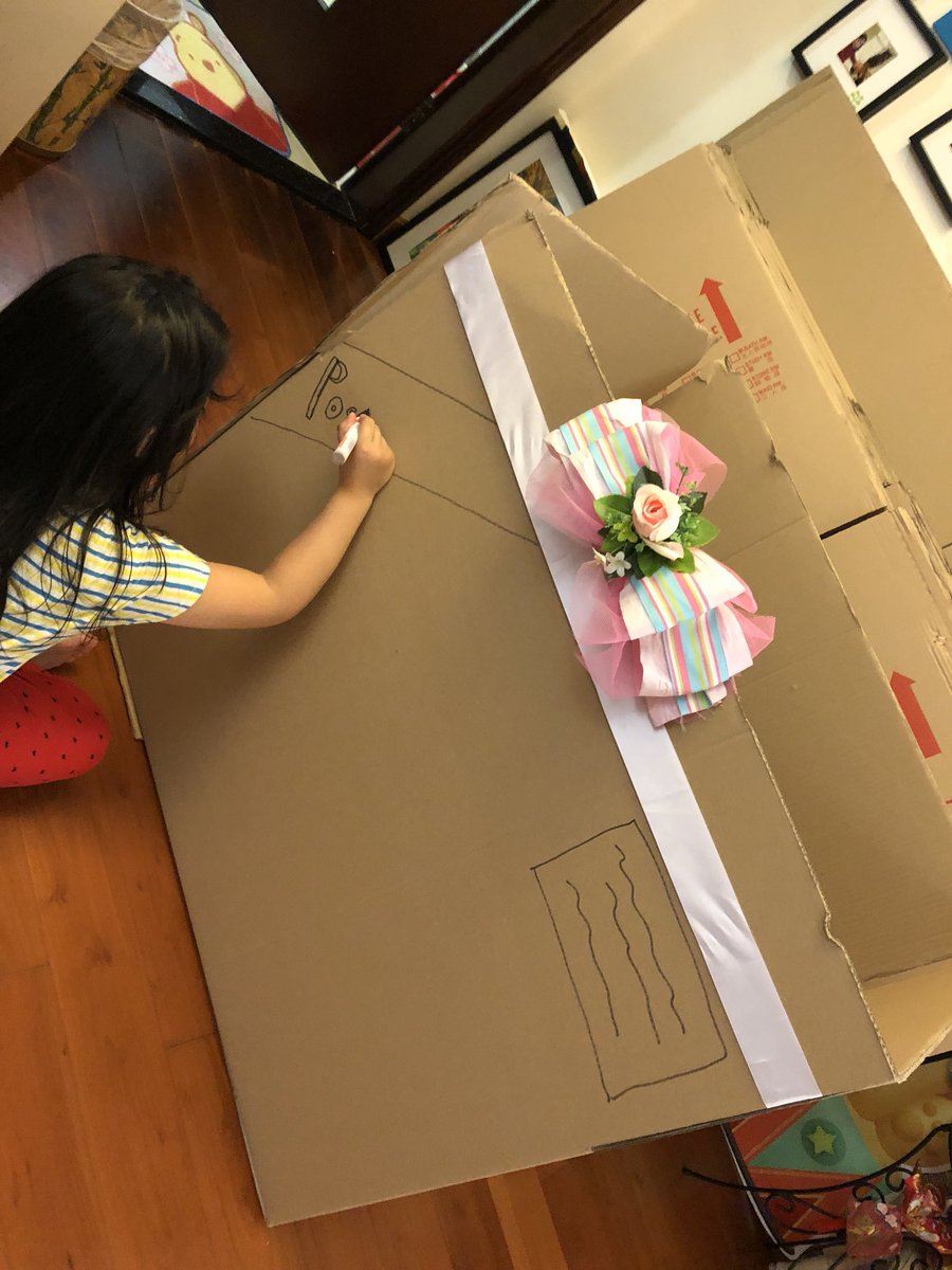 YeannyO's tweet photo. ❤️Love delivery ❤️To my special Grandma &amp; Mum @HarrowSelfiehk K2 Red Corliss https://t.co/KPuXIRpd6x