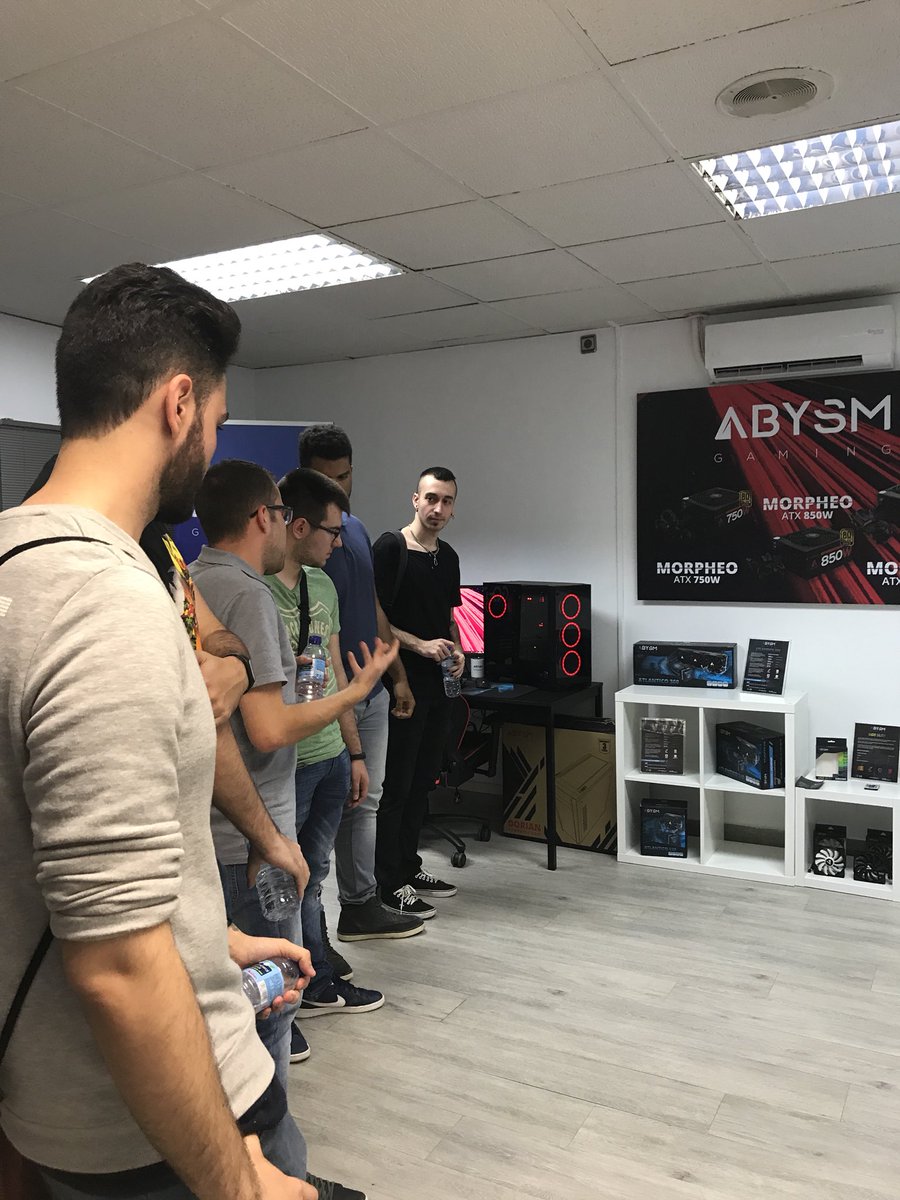 abysmspain's tweet image. Arrancamos con el #DeepLab 👏👏👏 ¡Estáis en vuestra casa! 🤗 #GoDeep