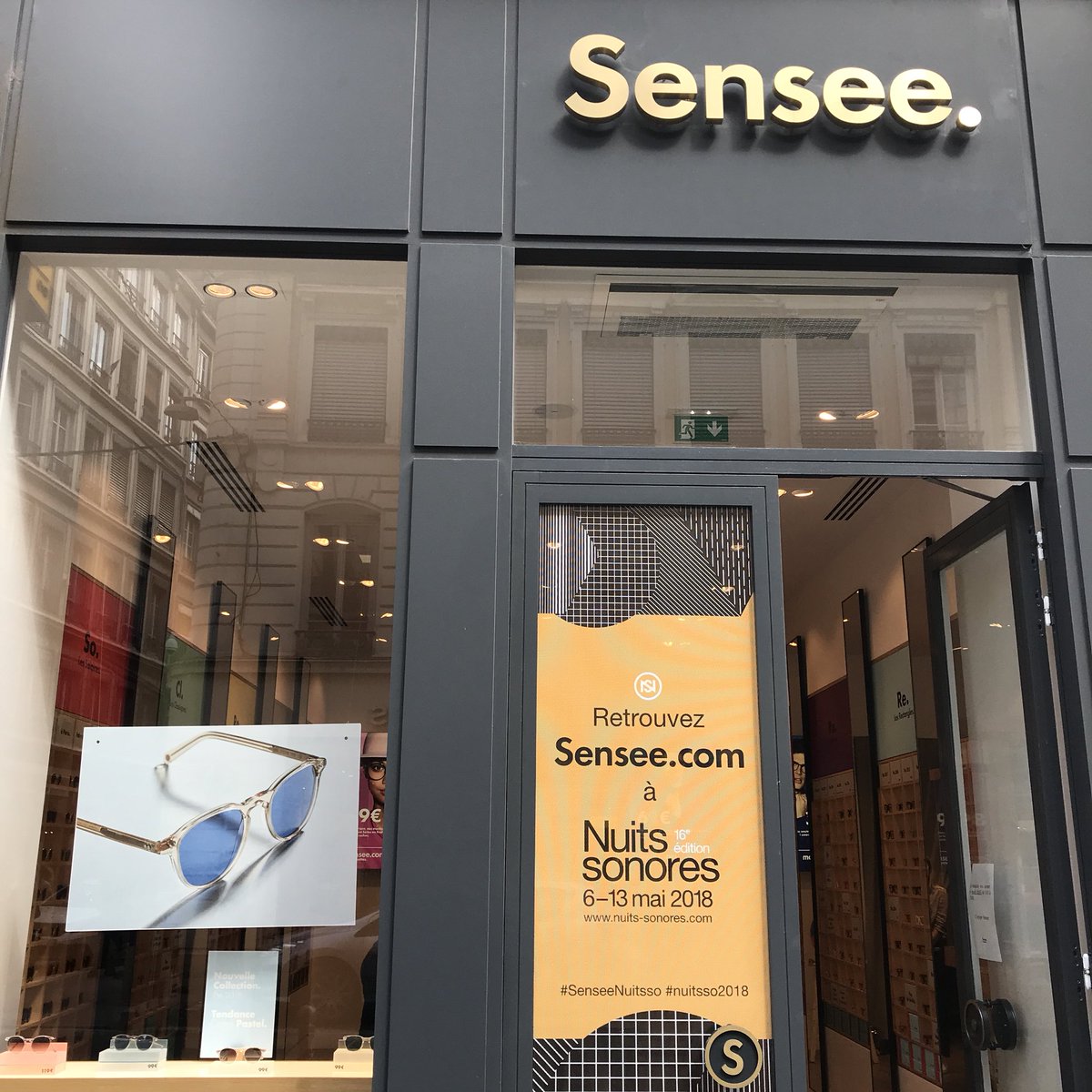 angeliquelenain's tweet photo. Are you ready to party ?
Inauguration des Nuits Sonores ce soir... #can’twait
Les Lyonnais, on vous attend toute la semaine à la Pergola @Sensee à la Sucrière, sortez les solaires !
#SenseeNuitsSo #sensee https://t.co/BC7pTgpbyD