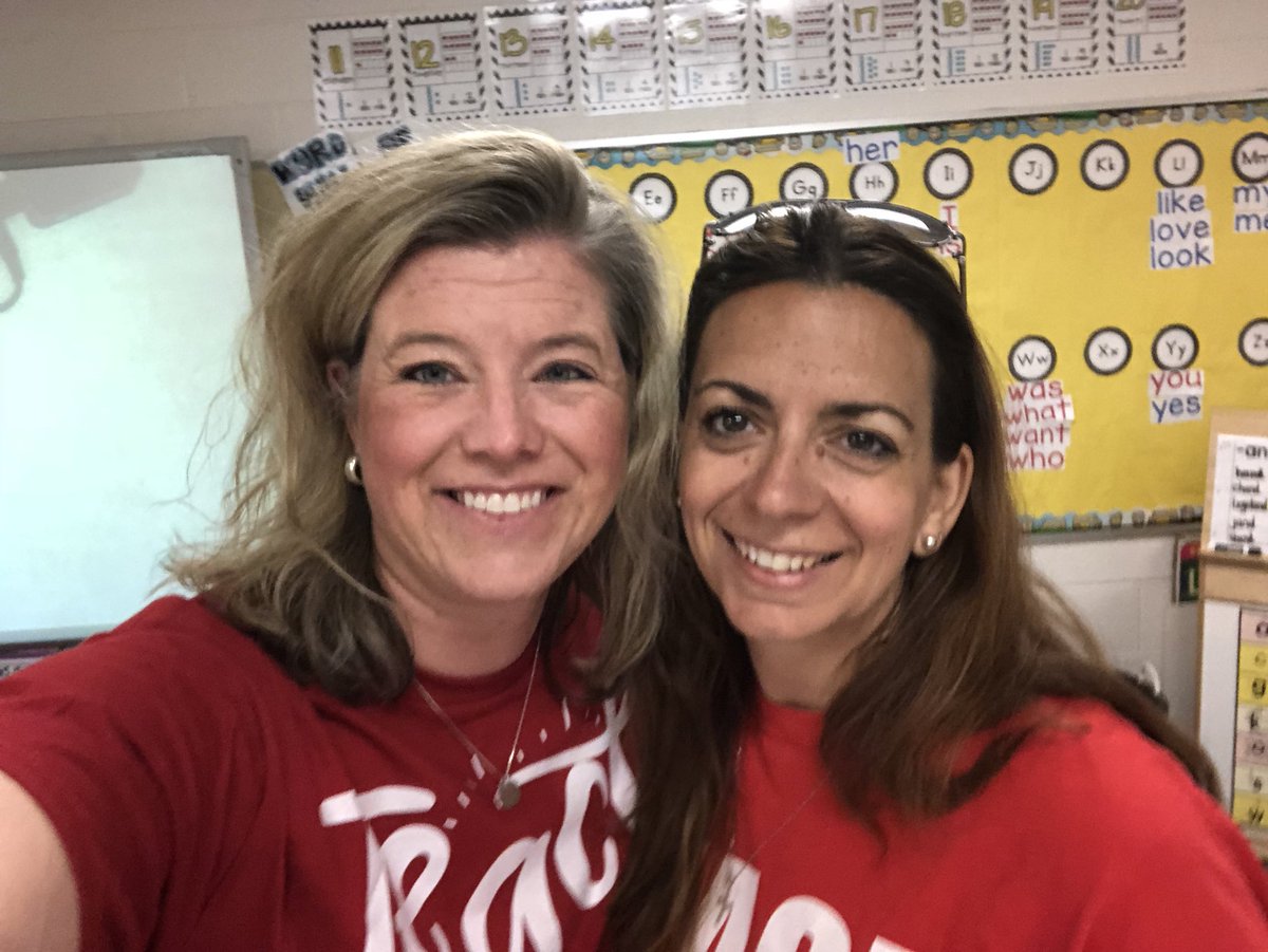 Edison5th's tweet photo. Love being part of an amazing school! #FraserFamily #FraserSchools https://t.co/be7HU8Fzl6