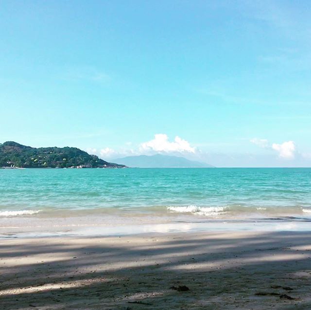 Beach views 🏖 #clevertravelcompanion #clevertravel #beachview #oceanview #travel #islandlife #asia #smarttravel #travelasia