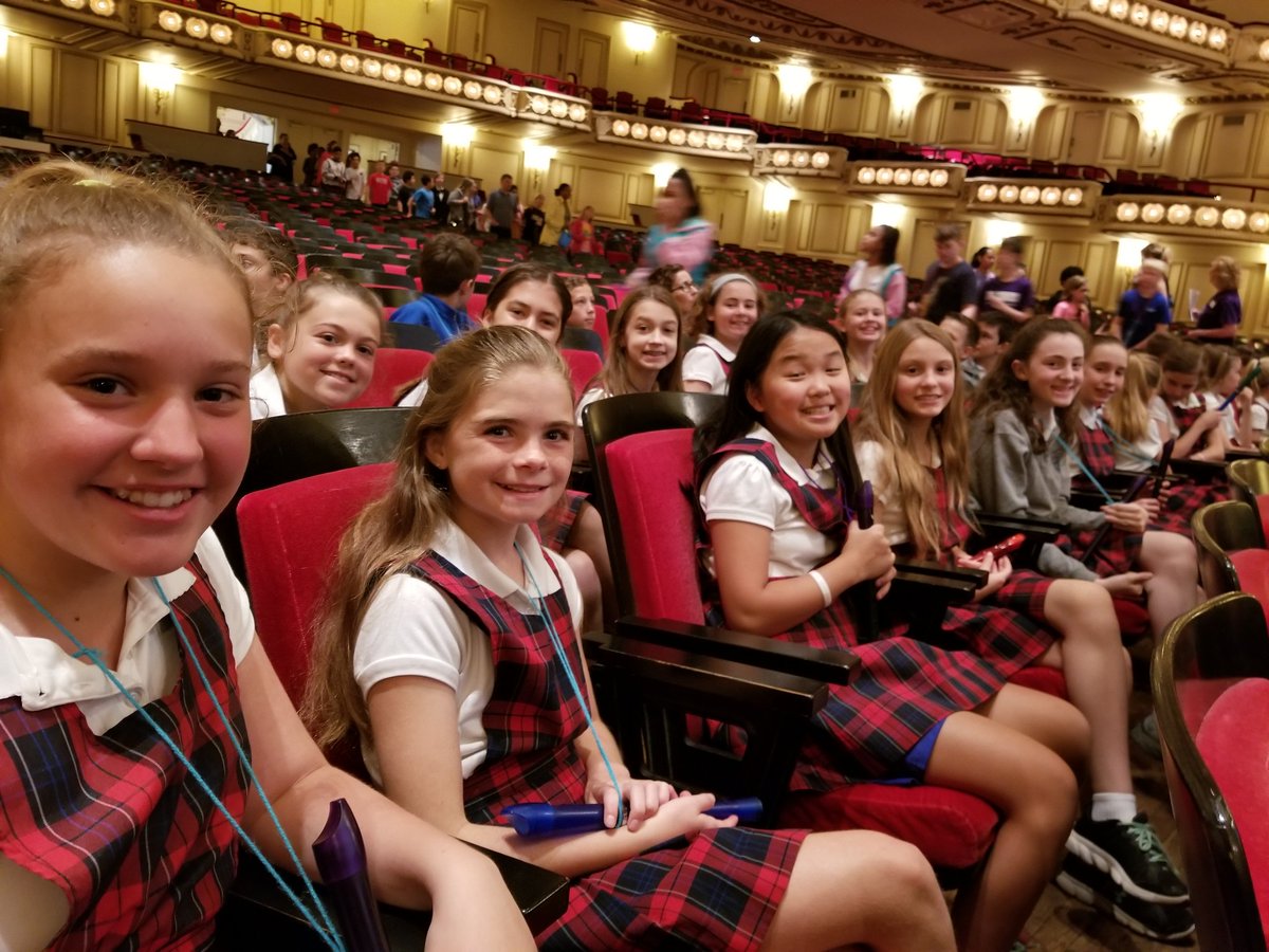 acsmu1's tweet photo. Ascension 5th grade is getting ready for a great concert with St. Louis Symphony at Powell Hall! #ACSGatorPride #linkup https://t.co/zYI8NHh7Ah