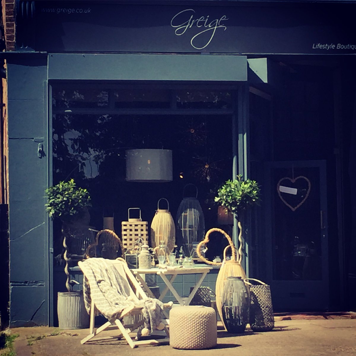 JarhiaLondon's tweet photo. Lovely to meet you today, and thanks so much for your donation for the W4 Charity Ball and Auction #W4Ball #Chiswick @GreigeLifestyle https://t.co/E0ZUFoL4lt