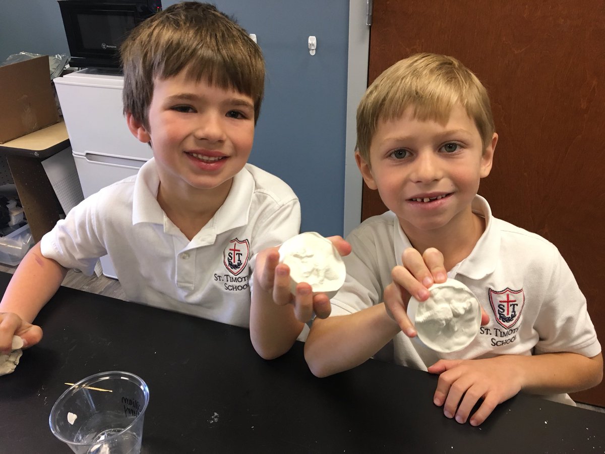 STSScienceLab's tweet photo. Kindergarten scientists had a blast learning about dinosaurs 🦕 in Science Lab! We wrapped up the unit by making our own dino fossils. They turned out great! @STSScienceLab https://t.co/QBxaTEzc8z