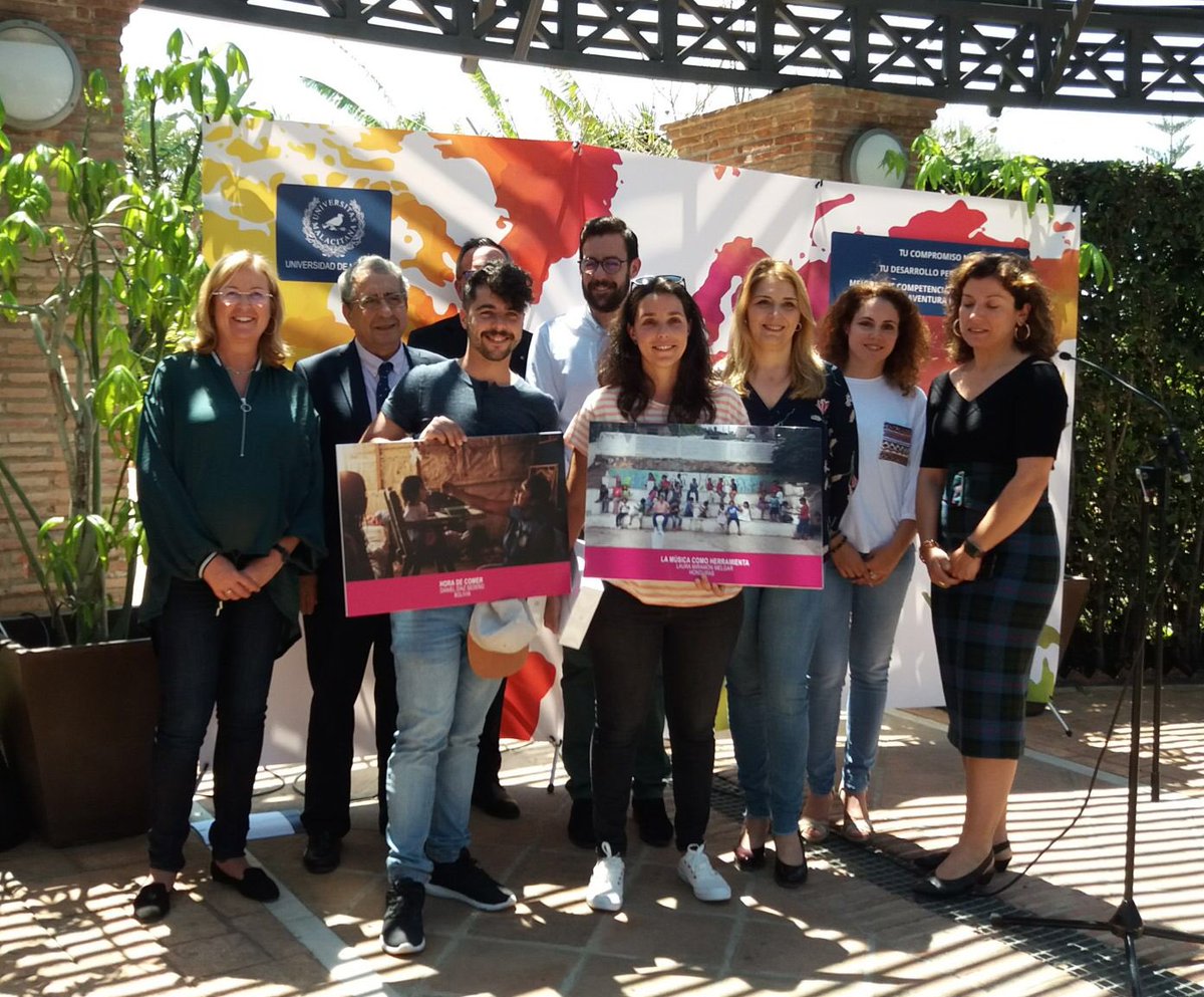 victorgf87's tweet photo. Encuentro de Voluntariado Internacional de la @InfoUMA con alumnado becado por @CooperacionAND de la Junta de #Andalucía que hará cooperación a través de 22 proyectos en Honduras, Ecuador, Costa Rica, Bolivia, República Dominicana, Marruecos, Perú y Colombia. https://t.co/xJ8rVZrgmL
