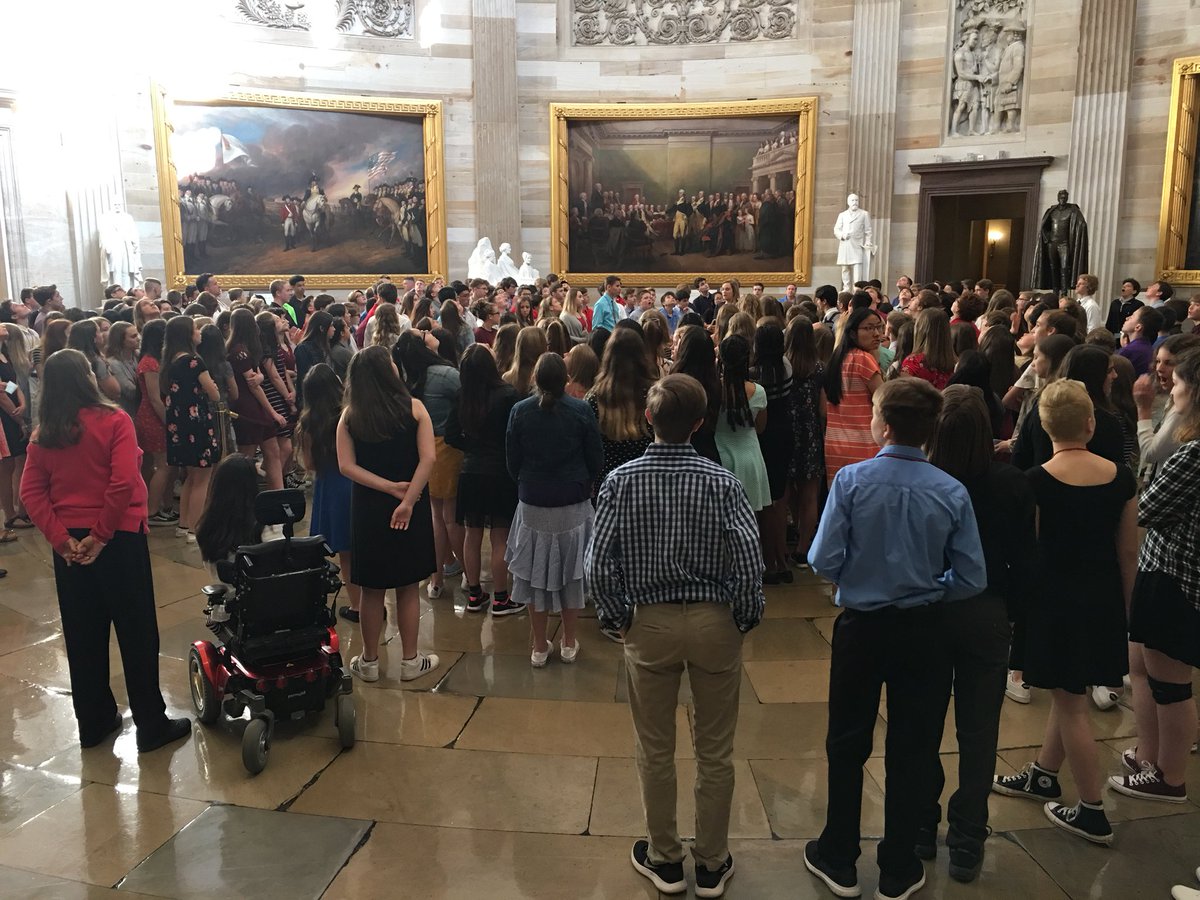 bbhmsbees's tweet photo. 8th graders enjoying our tour of the US Capitol Building. https://t.co/ZiwxTezAFV