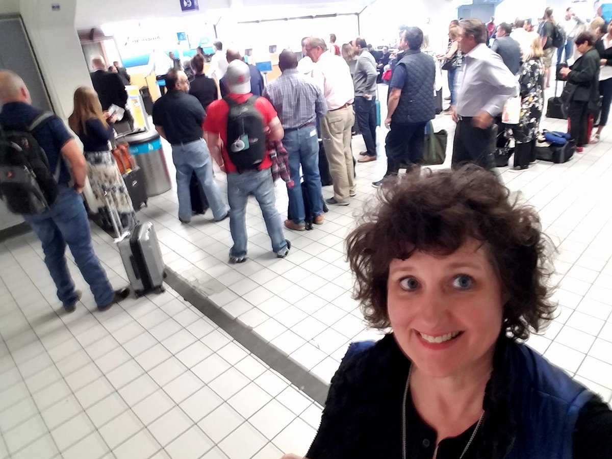 LindaSwindling's tweet photo. Felt silly going through security in my furry vest. People have shorts on and it was 90 in DFW yesterday. They tell me I'll need the warmth in Toronto. No complaints because I'm going to Canada! Whoo hoo! #AskOutrageously #StopComplainers https://t.co/p8zXL9M5W8