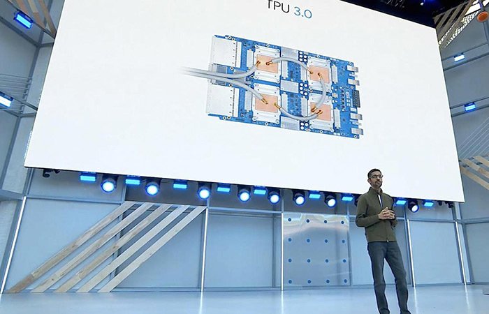 chitsol's tweet image. 3세대 추론 가속 프로세서 TPU V3.0 공개한 구글 #새소식, #tensor, #tensorprocessingunit, #TPU, #TPUv30 techg.kr/21752