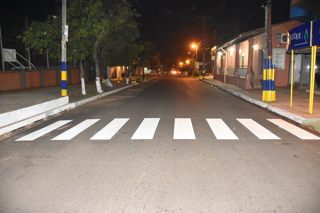 jorgempy_'s tweet photo. Las 4 cosas menos respetadas en Paraguay: https://t.co/LTEywFX0QF