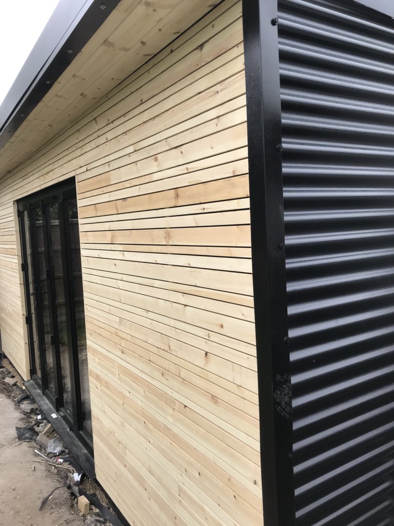 fittedsolution's tweet image. Our lastest project is building this garden studio. With modern detail of steel and timber cladding. Working closely with clients and it’s turning out to be a stunning building. #carpenter #gardenbuilding #gardenoffice #Modern