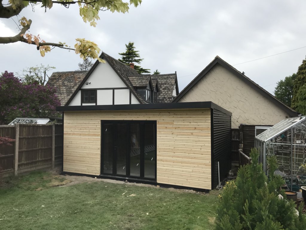 fittedsolution's tweet image. Our lastest project is building this garden studio. With modern detail of steel and timber cladding. Working closely with clients and it’s turning out to be a stunning building. #carpenter #gardenbuilding #gardenoffice #Modern