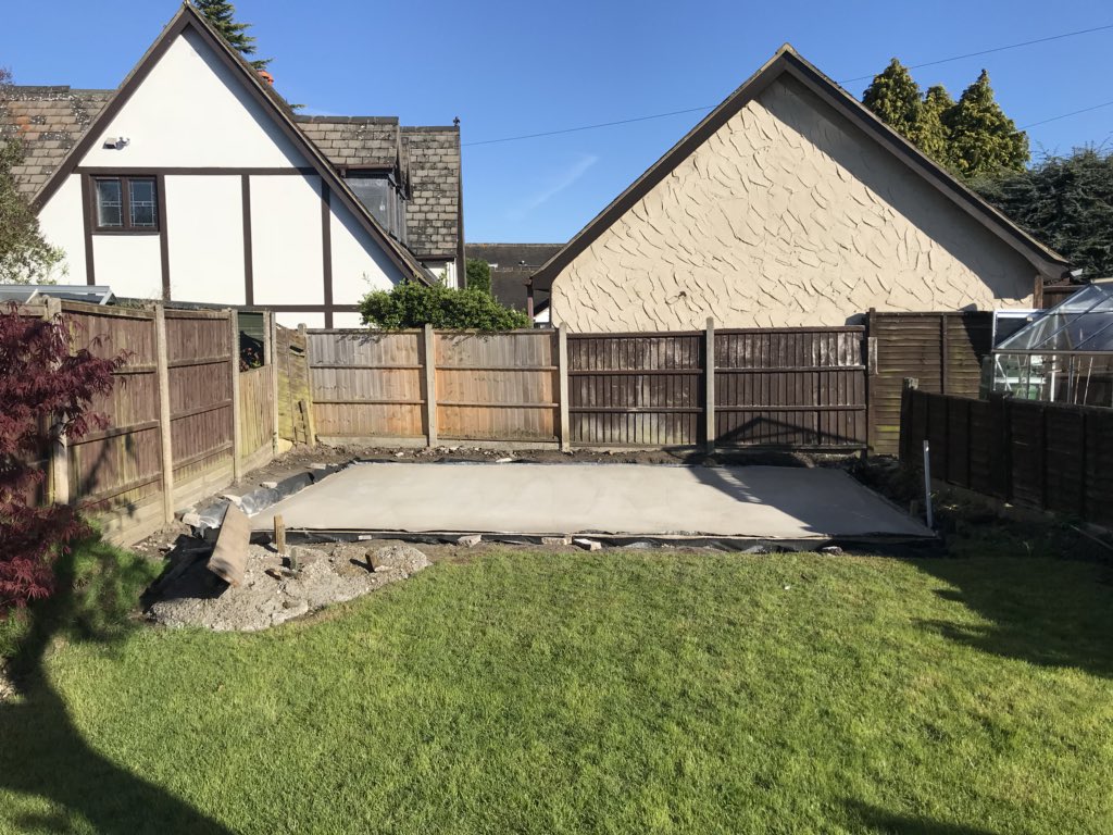fittedsolution's tweet image. Our lastest project is building this garden studio. With modern detail of steel and timber cladding. Working closely with clients and it’s turning out to be a stunning building. #carpenter #gardenbuilding #gardenoffice #Modern
