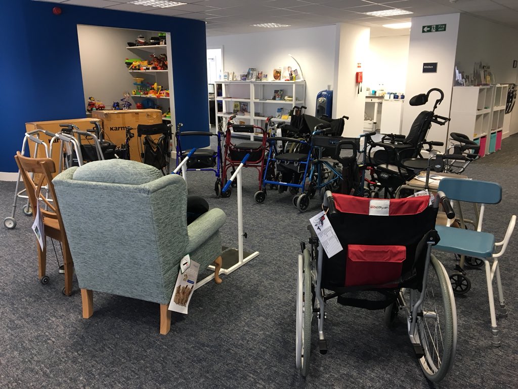 teropsv's tweet photo. On Friday I visited the fabulous William Merrit Disabled Living Centre in Rodley. A long tour and a chat w/ the General Manager and one of the OTs. This was part of my NHS Digital Leadership Programme to better understand social care. #nhsdigital #leadership #socialcare #wmdlc https://t.co/2rlXXgS78V