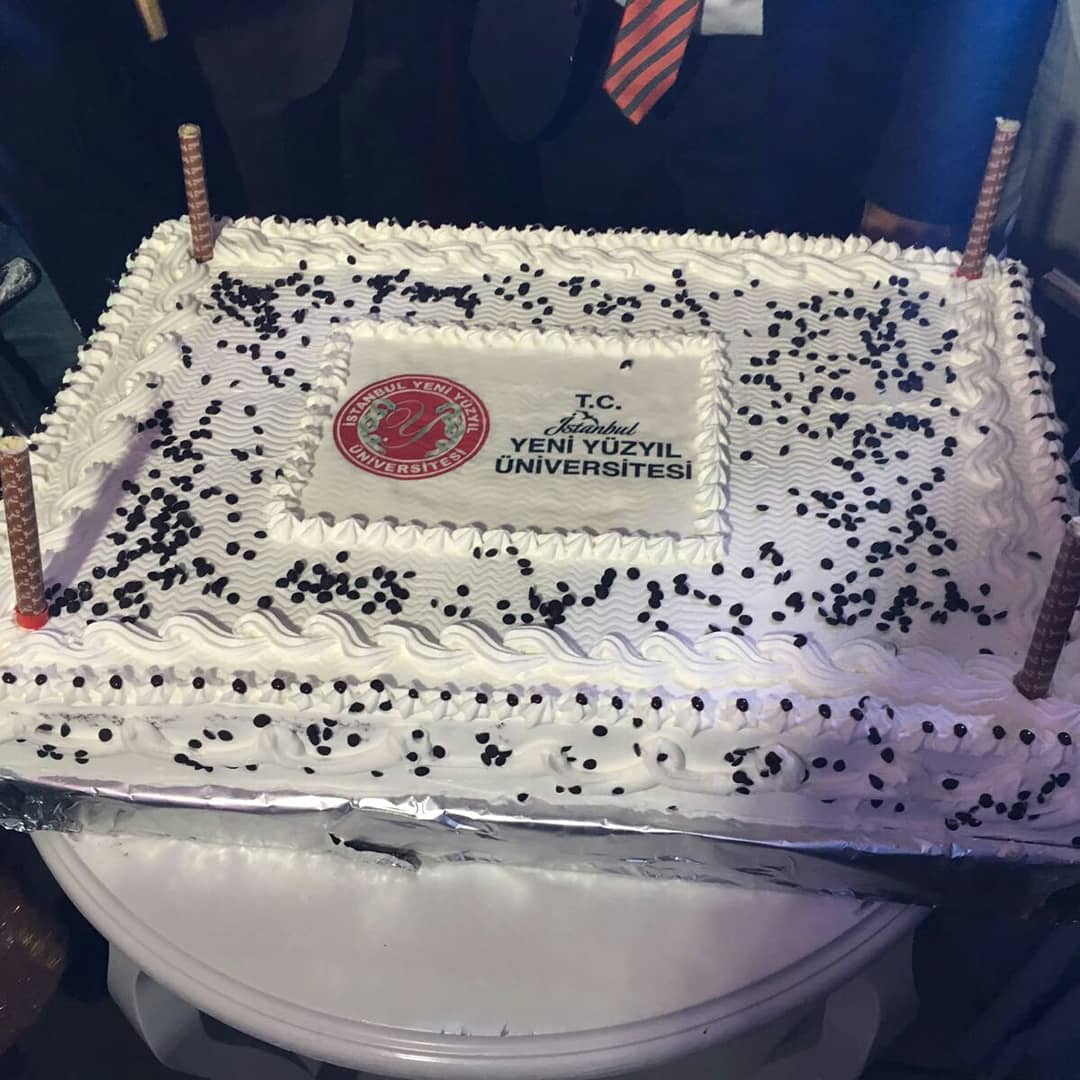 İYYÜMED (@iyyumed) on Twitter photo İstanbul Yeni Yüzyıl Üniversitesi Mezunlar ve Mensuplar Derneği ve Öğrenci Konseyimizin birlikte düzenlediği mezuniyet balomuzu gerçekleştirdik. Balomuza Rektör Hocamız Prof. Dr. Yaşar Hacisalihoglu'da katılım gösterdi. <a href="/yhacisalihoglu/">Yaşar Hacısalihoğlu</a> <a href="/konseyiyyu/">İYYÜ Öğrenci Konseyi</a> İstanbul Yeni Yüzyıl Üniversitesi Mezunlar ve Mensuplar Derneği ve Öğrenci Konseyimizin birlikte düzenlediği mezuniyet balomuzu gerçekleştirdik. Balomuza Rektör Hocamız Prof. Dr. Yaşar Hacisalihoglu'da katılım gösterdi. <a href="/yhacisalihoglu/">Yaşar Hacısalihoğlu</a> <a href="/konseyiyyu/">İYYÜ Öğrenci Konseyi</a>