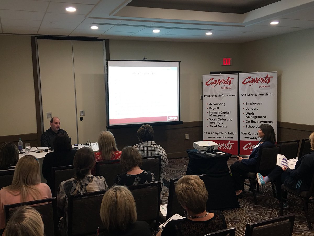 Michael Thompson tweet media