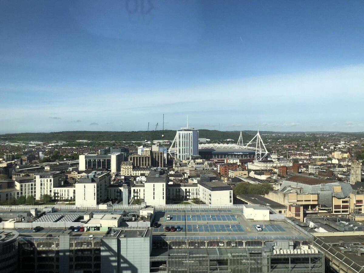 WxWheeler's tweet photo. What a view from the 25th floor! Great to see challenging yet amazing construction @ #BridgeStreetExchange @WiPwales @RioArchitects https://t.co/HtHvZJFI0p