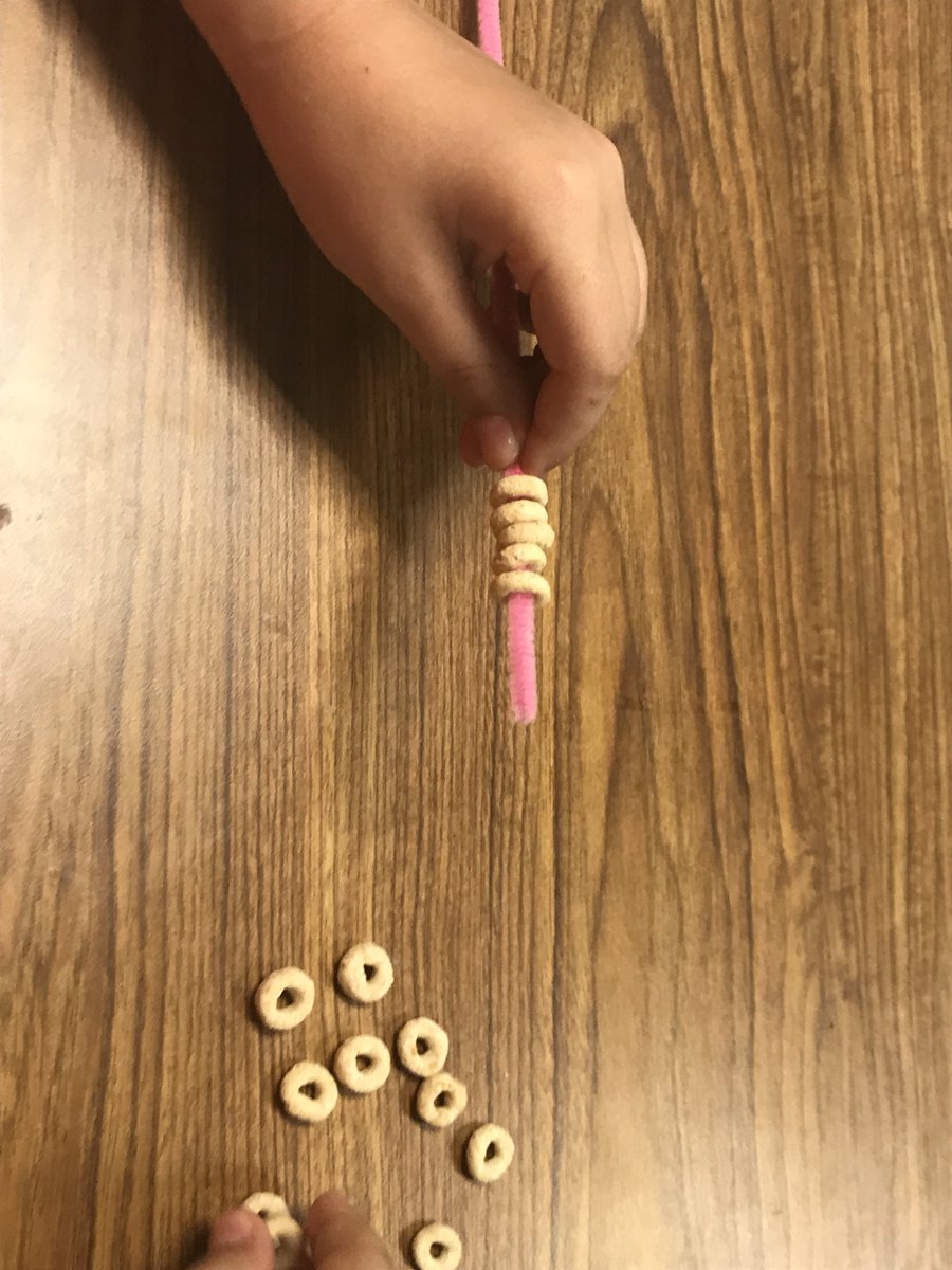 howdymrsshaffer's tweet image. We just learned how to make a bird feeder! #DWEeagles