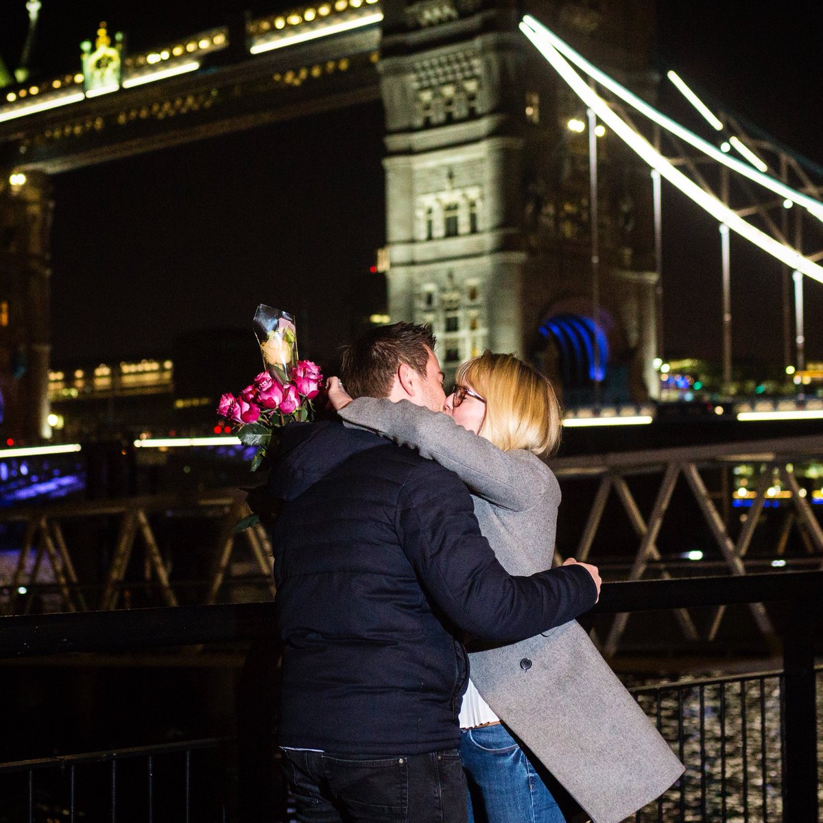 TheOneRomance's tweet image. 💍 She said yes!! (Who wouldn’t with such a romantic gesture!)

#shesaidyes #howheasked #proposal