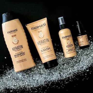 Yoğun bitkisel keratin kompleksi ile saçlarınız tekrar hayata dönüyor. .👧👱👩