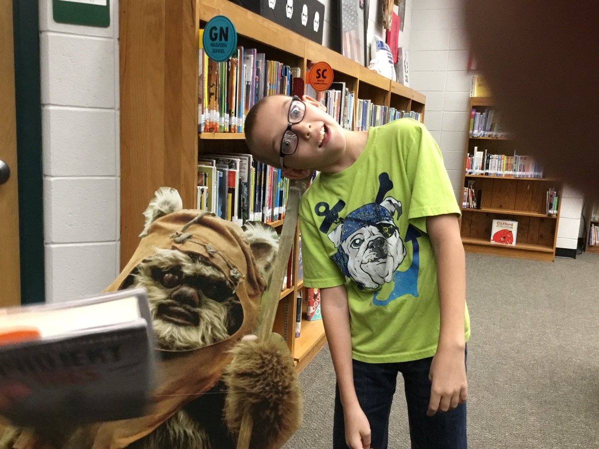 NMSLibraryATeam's tweet image. #EwoksLiketoReadToo
#StarWarsFansUnite