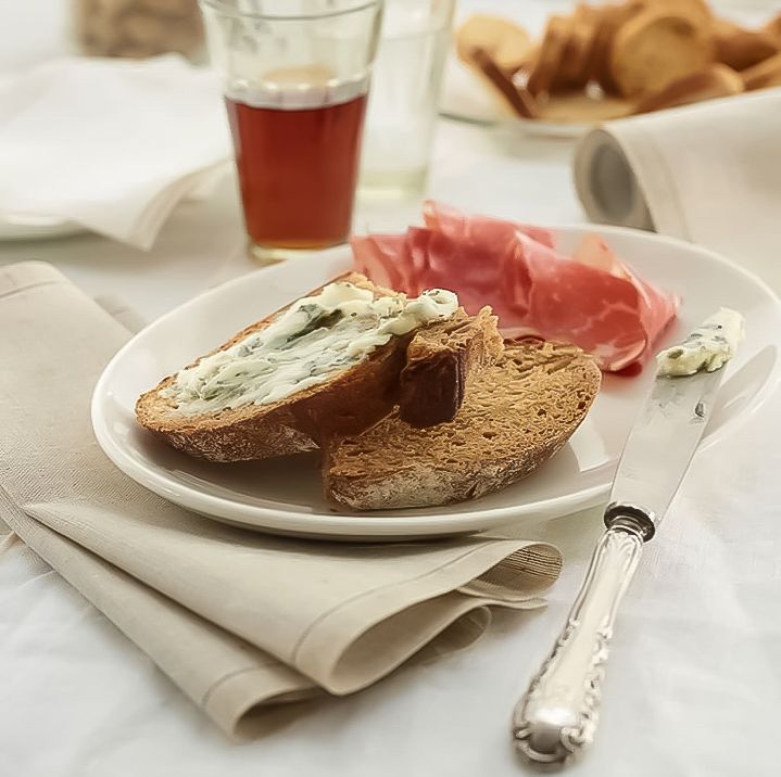 MYDRAP_NA's tweet photo. Natural linen + natural ingredients = a perfect dinner party.
#mydrap #basiccollection #linen #tablelinen #breadnbutter #homecooking #homedecor https://t.co/cFljrPtAc9