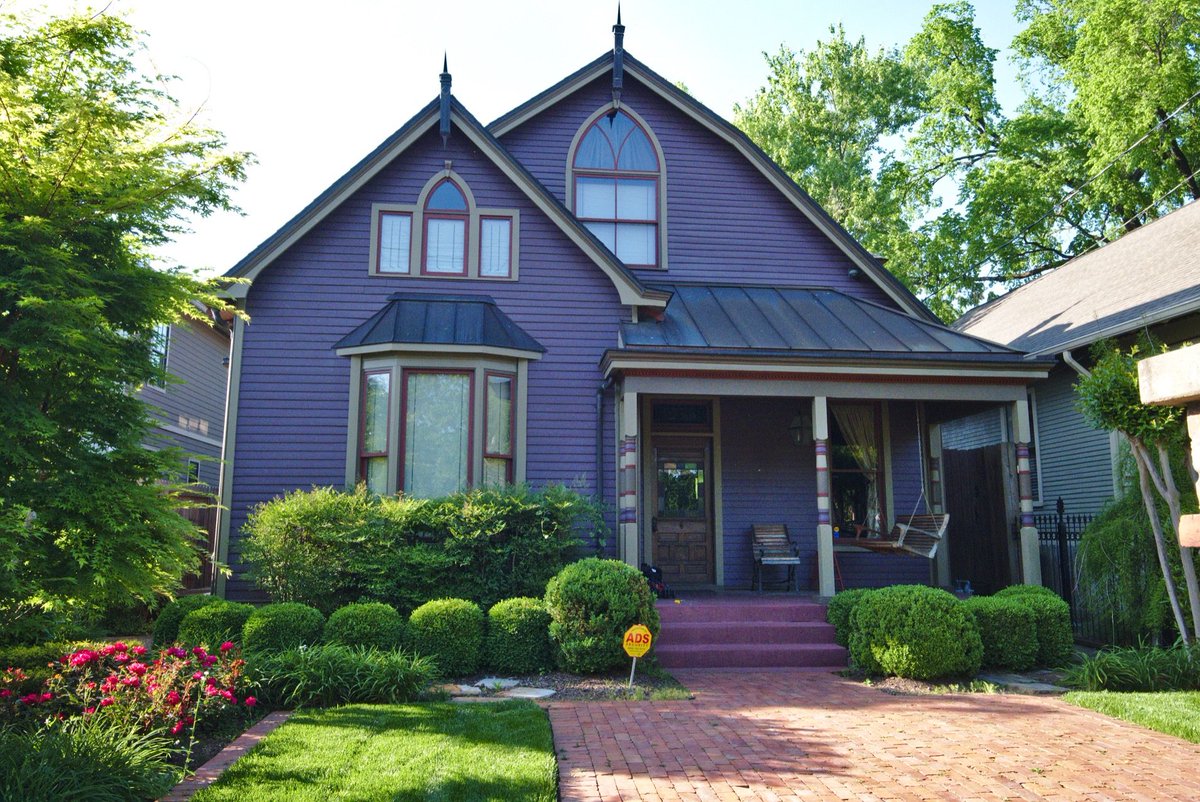 12SouthNash's tweet image. May 19th is the annual 12 South Home Tour! For our 15th anniversary, we knocked it out of the park with some amazing homes in our neighborhood! You won't want to miss the best year yet! Get your tickets in advance for only $12! 12south.org/hometour