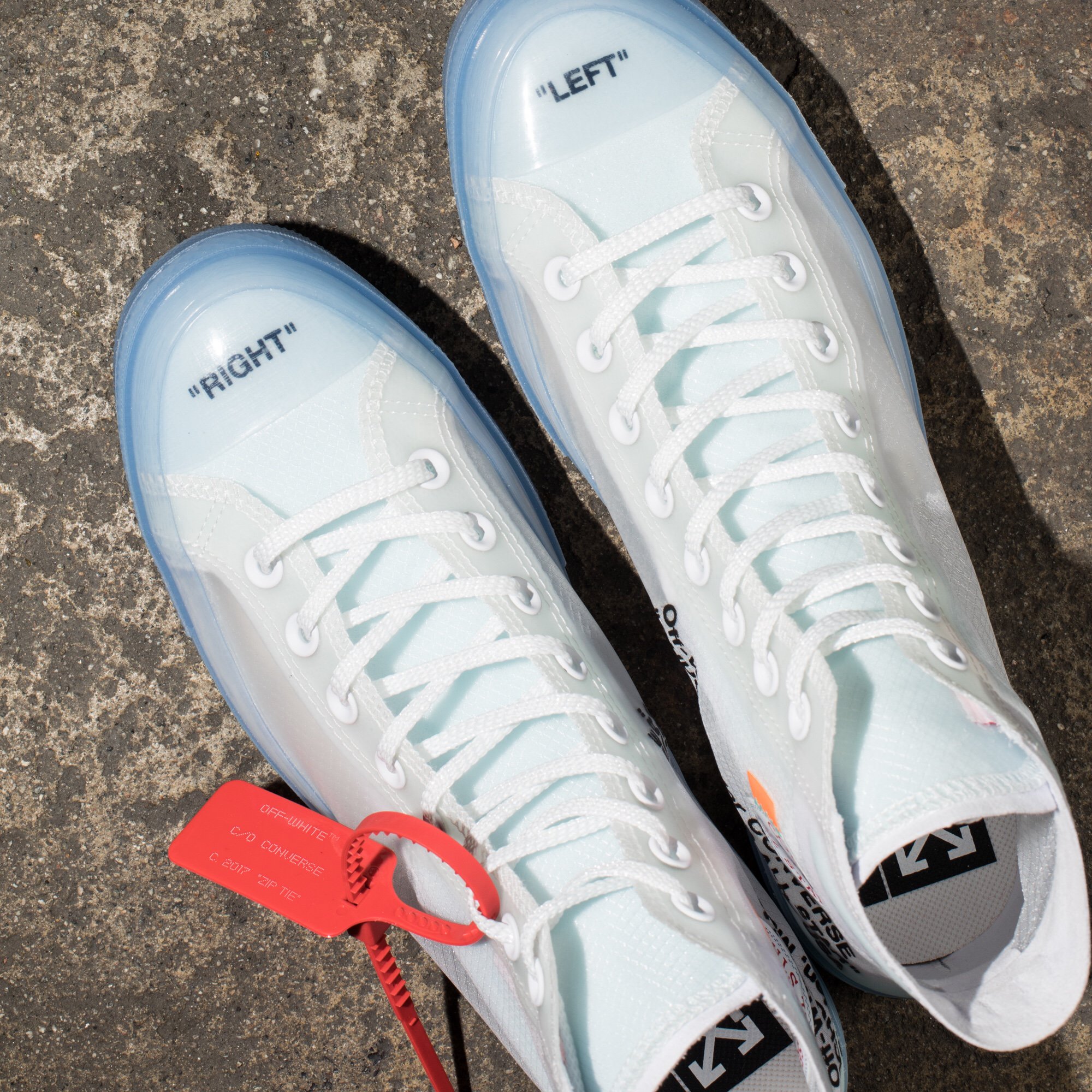 Off white converse left clearance right