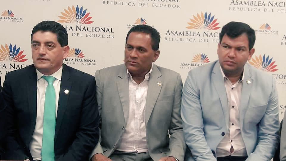 ManuelOchoa64's tweet photo. #RuedaDePrensa 

#Quito | Esta mañana informamos el inicio oficial del tratamiento del Proyecto de Prevención y Sanción de Violencia en el Deporte. Presentado por el Asambleísta Carlos Vera. https://t.co/Q1278Z73W0