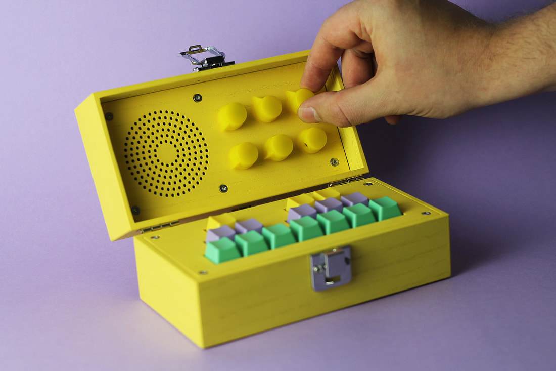 RedSynthesizer's tweet image. Love Hultén: Gorgeous tiny synthesizers in wooden boxes boingboing.net/2018/05/08/gor… #synth