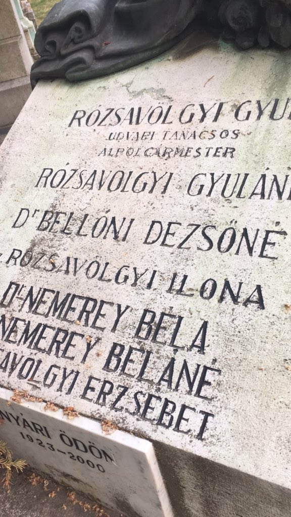 historicgraves's tweet photo. Military grave #Kerepesi #budapest https://t.co/aEanCJxyau
