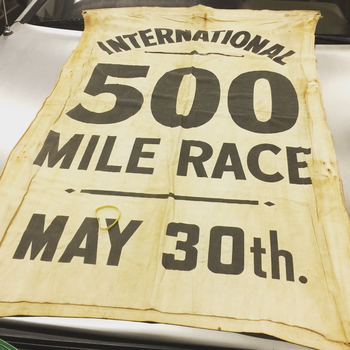 gallivanauction's tweet photo. Did you hear we have so much #Racing & #Sports Memorabilia that we had to set up another online sale?! It begins next week - Session 4A 5/16! Keep an π out for more info!
#SportsMemorabilia #IndyCar #SprintCar #Formula1 #NASCAR #DieCast #PitPass #AJFoyt #JackHewitt #LarryBird https://t.co/fl4BZH6lMt