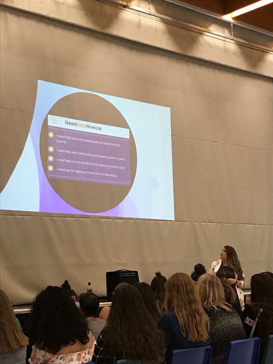 AllenAcsai's tweet photo. A huge thank you to Ashley from The Child Advocacy Center in Orillia for speaking to many of our ISS classes today about the impact that social media use has on our mental health #GetLoud @ISSUpdates https://t.co/GvkRxl0S2t