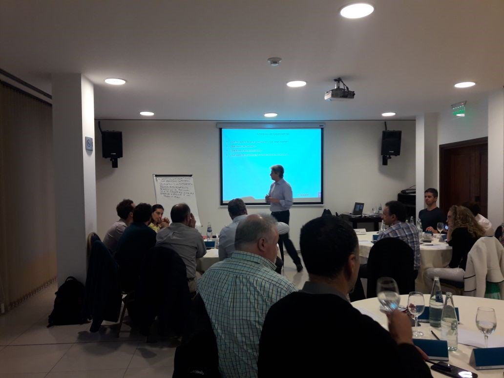 ¡Comenzamos esta semana en la ciudad de Córdoba, Argentina,  junto a los líderes de <a href="/LafargeHolcim/">LafargeHolcim</a>, trabajando en el fortalecimiento de sus habilidades de #Empowerment y #Delegación!