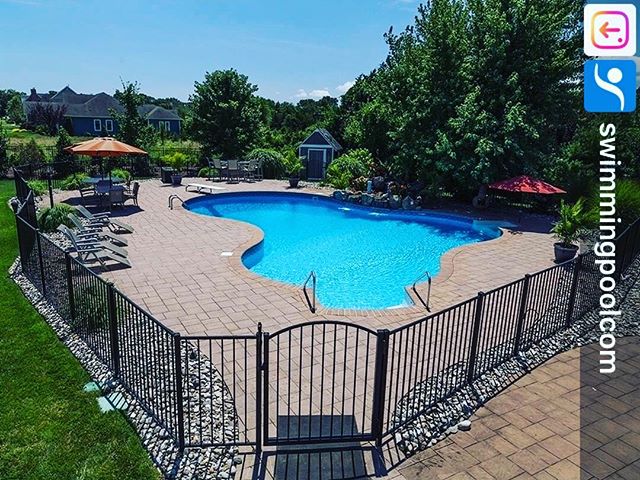 geremiapools's tweet photo. #Repost from @swimmingpoolcom. Keep kids and pets safe with a secure barricade that completely surrounds your pool. Experts recommend your pool fence be at least four feet tall with slats close enough together that kids canโt squeeze between them.
#poolsafety #poolsafetyfence #p https://t.co/eMHLCZWJpZ