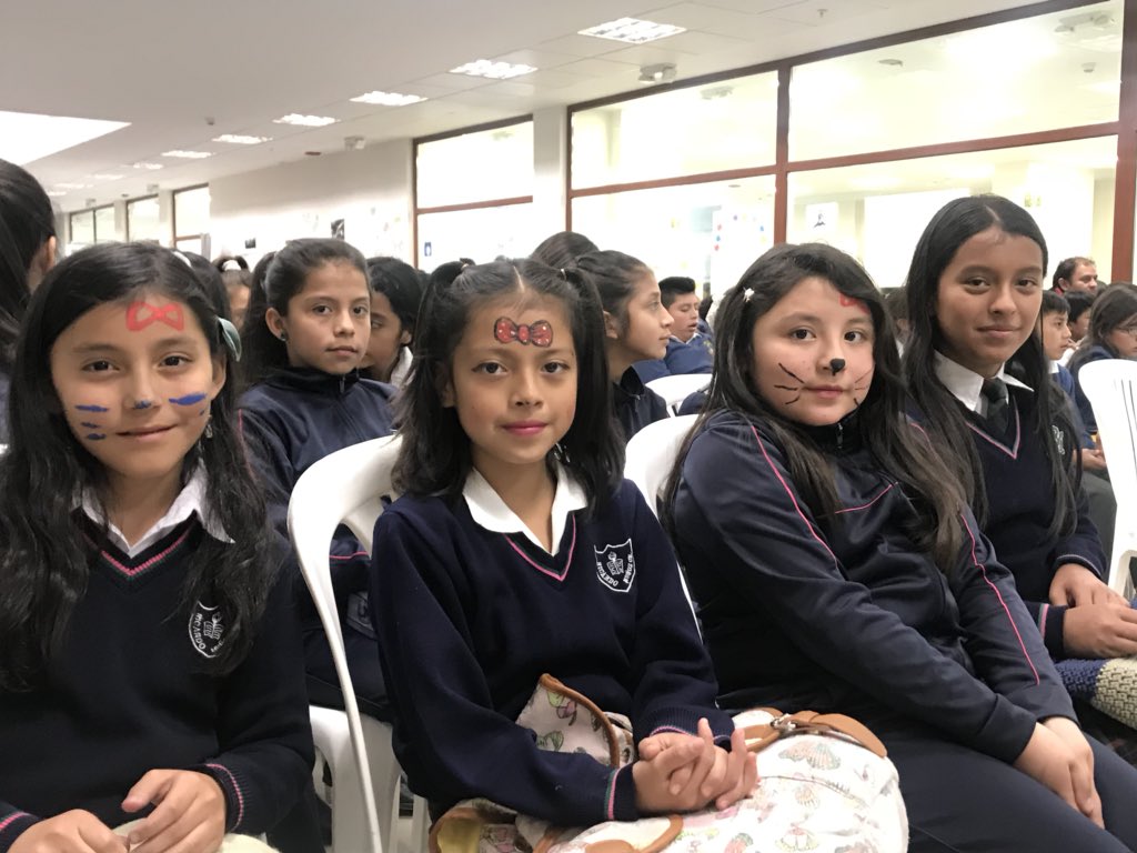 EducacionZ6_Ec's tweet photo. Mediante el “1er Encuentro de Literatura Infantil y el 3er por el Día del Libro-UNAE 2018” se busca mediante estrategias propiciar la producción escrita, lectura, actoral y reflexión en espacios de empoderamiento educativo. 

#YoLeoEc
#SomosEducaciónEc https://t.co/YmA3pSgeOP