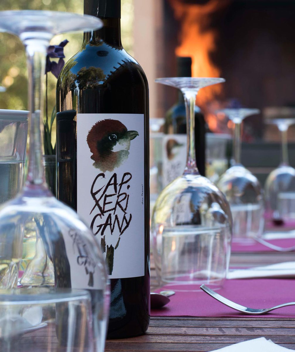 Can_feliu's tweet photo. Cada viernes puede disfrutar de una cata de nuestros vinos con una visita a la bodega y para terminar la noche una deliciosa barbacoa. Para solicitar información y reservas puede llamar al 971168078 https://t.co/8GRgDtDpwE