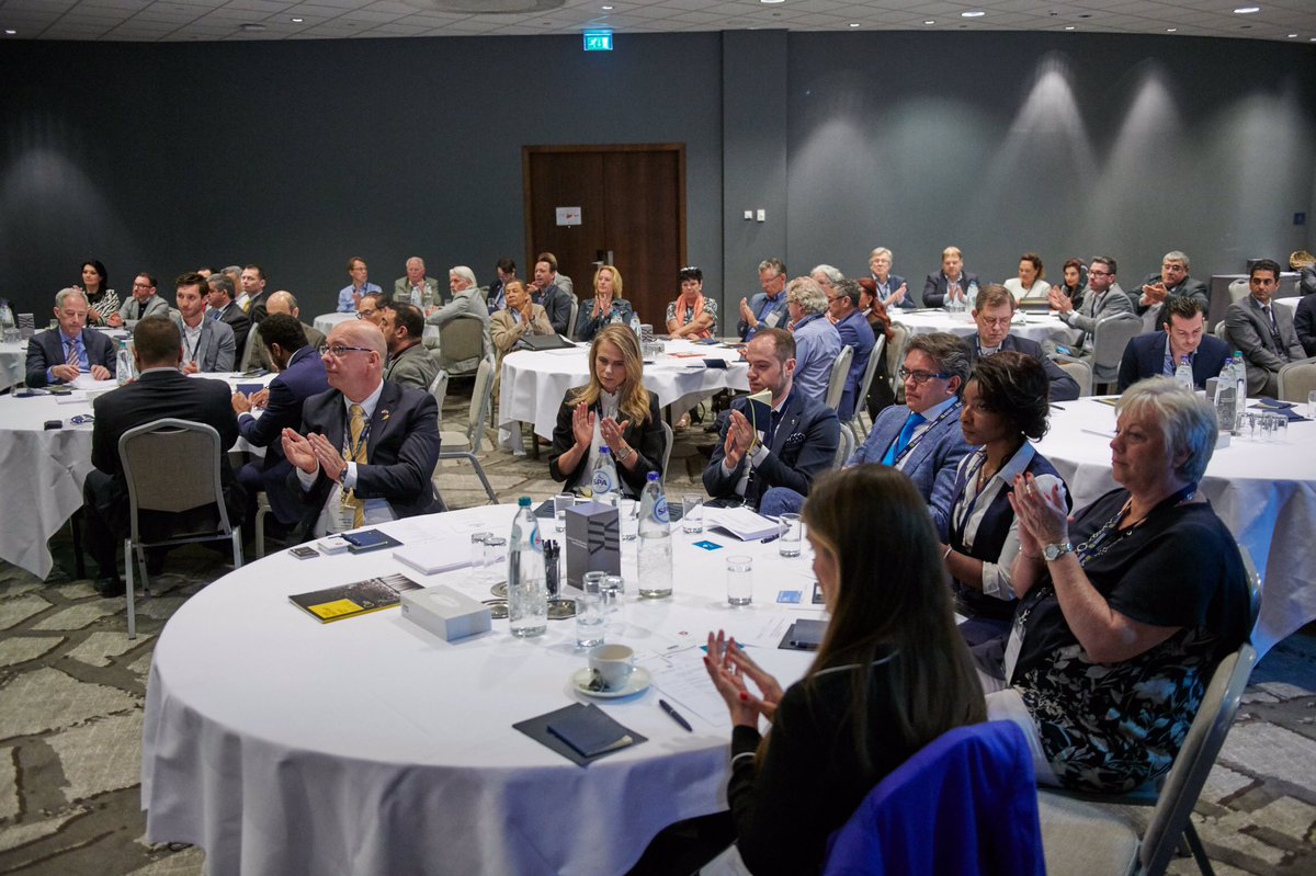 Invest In Sharjah tweet media